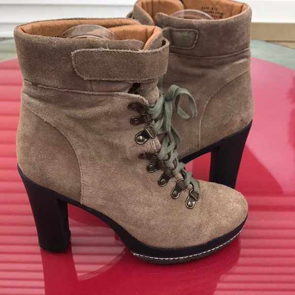 Kelsi Dagger rane tan suede boots excellent - Picture 3 of 8